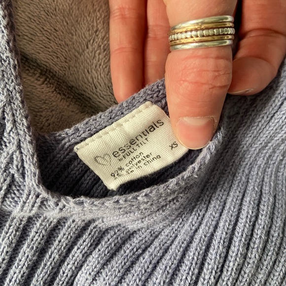 Periwinkle Tank Top - Picture 4 of 4